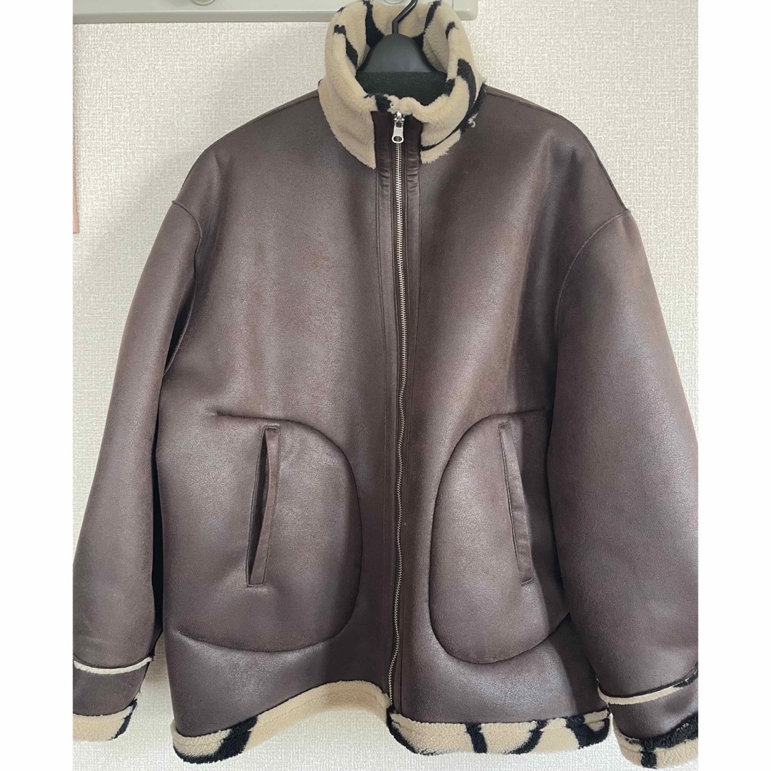 Ameri VINTAGE(アメリヴィンテージ)の【美品】AmeriVINTAGE 2WAY リバーシブル BOA JACKET レディースのジャケット/アウター(ブルゾン)の商品写真