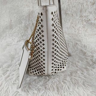 DOLCE&GABBANA - 美品 ドルチェ&ガッバーナ レザー ポーチ付き トート