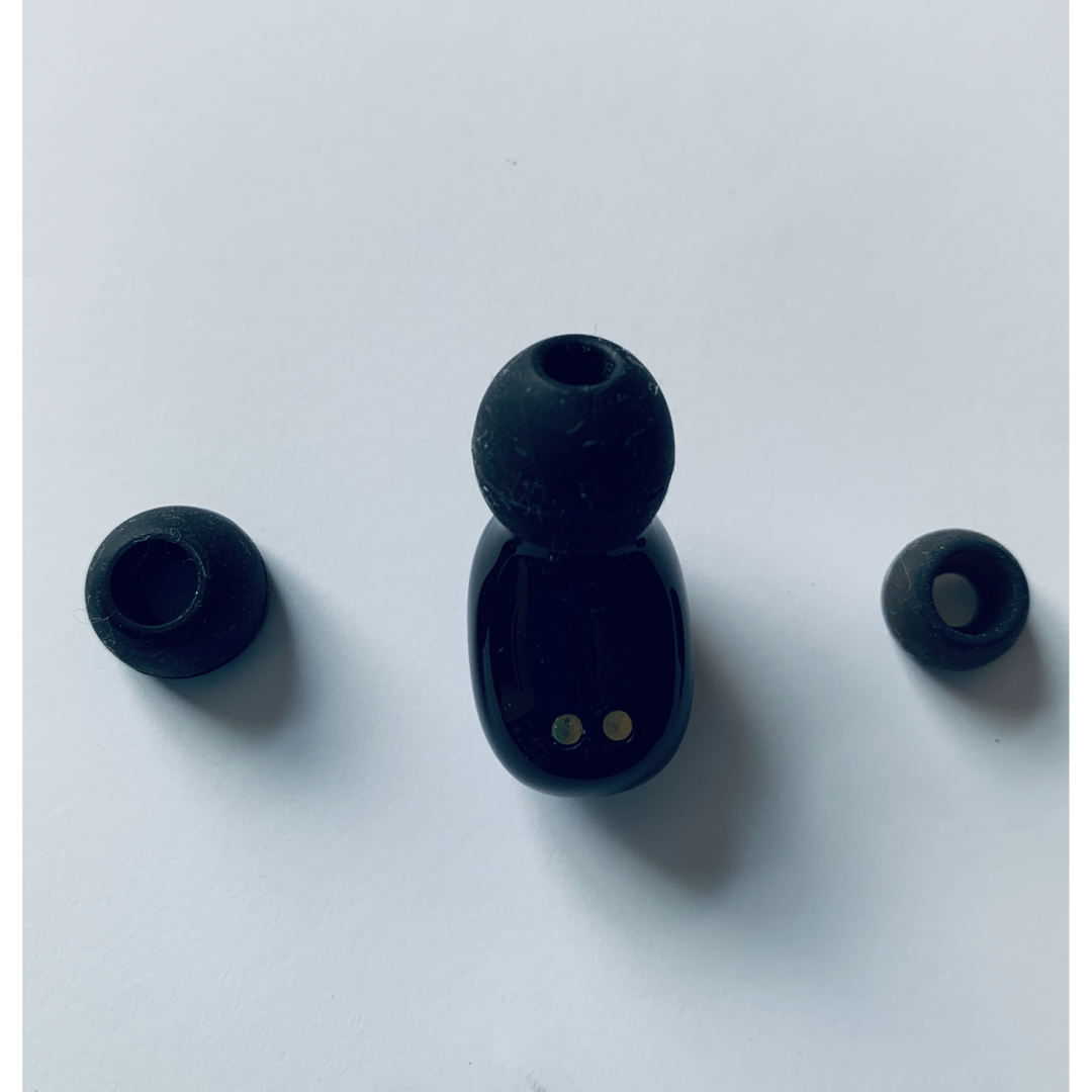 片耳用Bluetoothワイヤレスイヤホン スマホ/家電/カメラのオーディオ機器(ヘッドフォン/イヤフォン)の商品写真