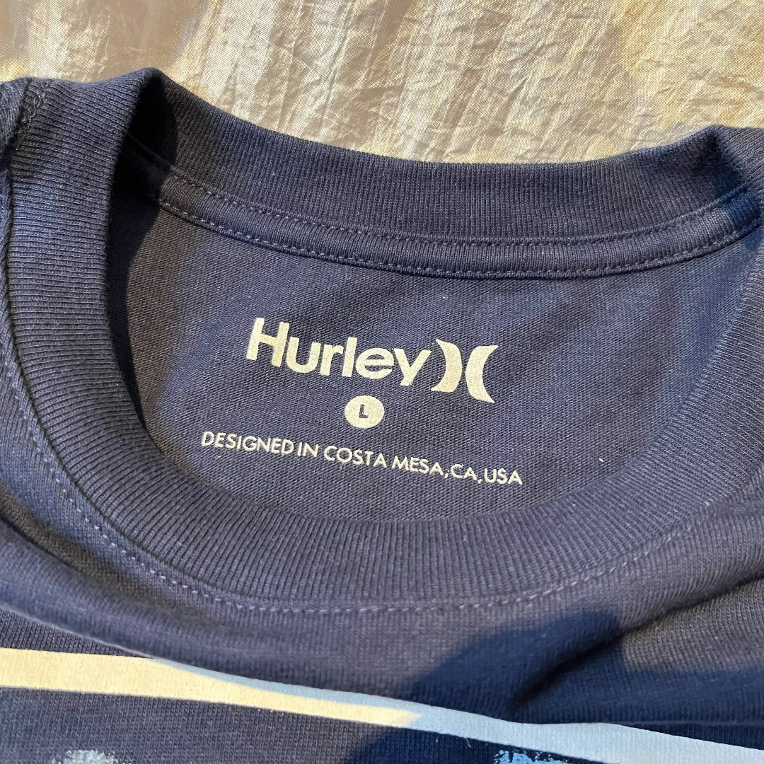 Hurley(ハーレー)のハーレー　hurley Tシャツ L ネイビー　新品未使用 メンズのトップス(Tシャツ/カットソー(半袖/袖なし))の商品写真