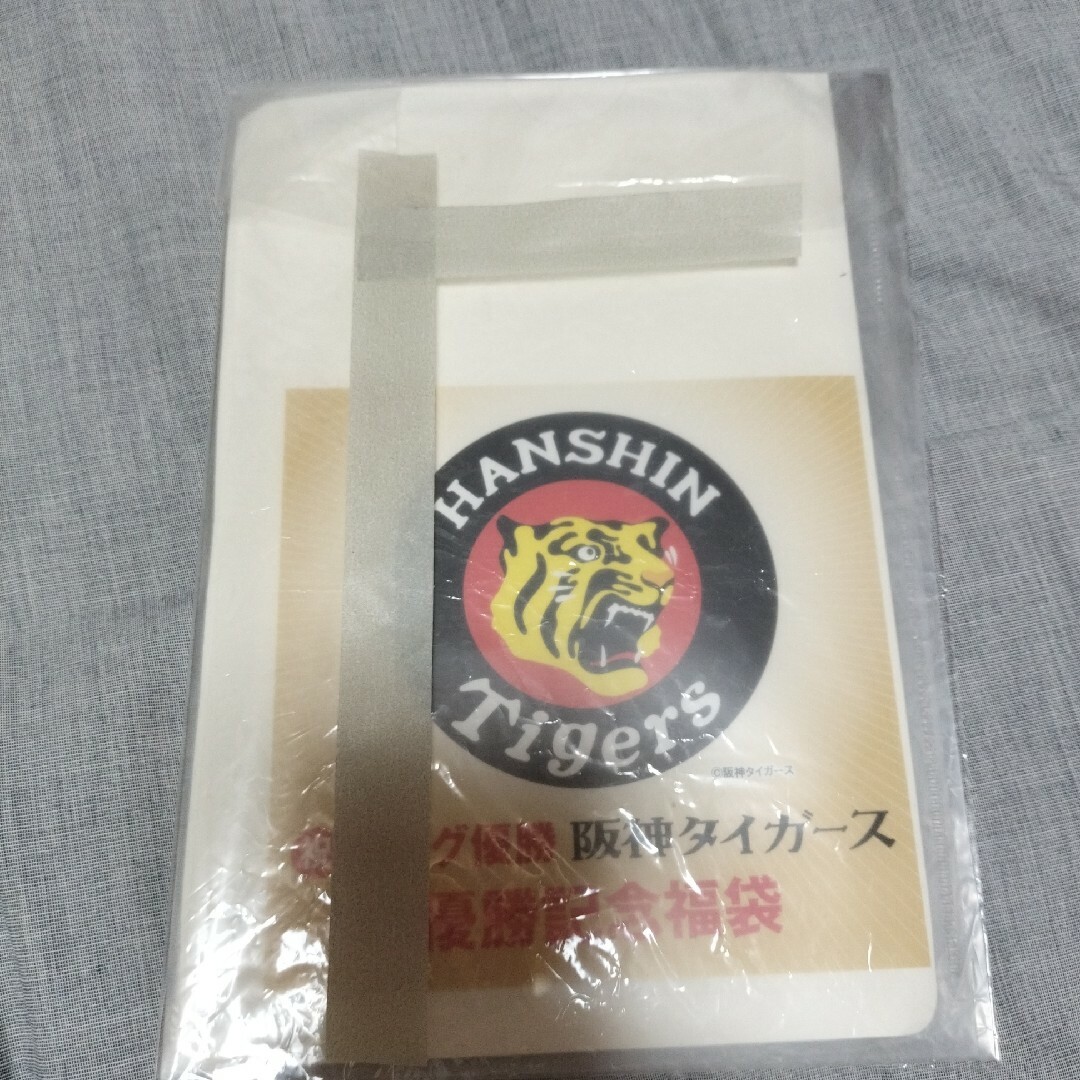 阪神タイガース優勝記念ステッカー 2023の通販 by あかぷり-0411's shop｜ラクマ