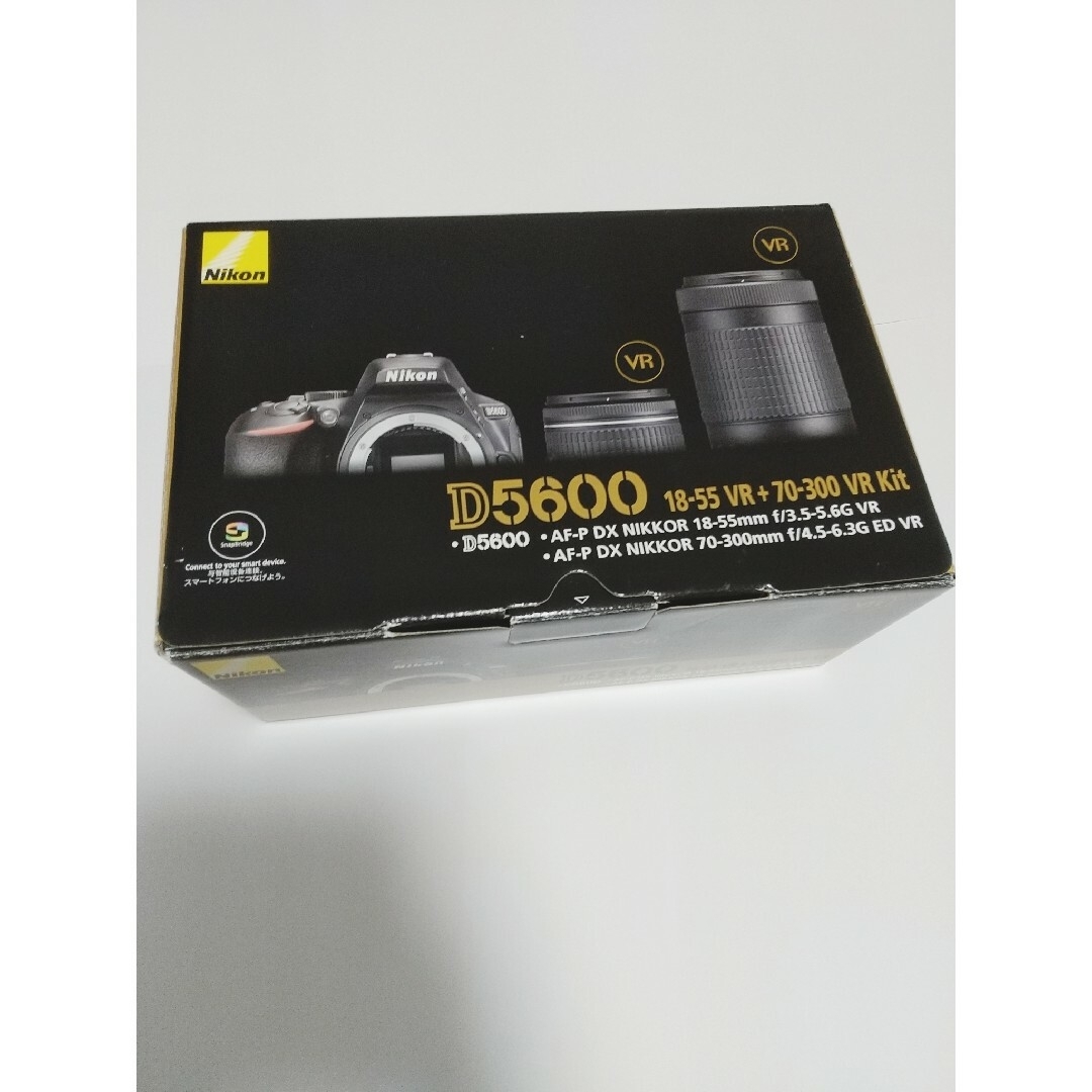 【美品】Nikon D5600 標準レンズ・望遠レンズ