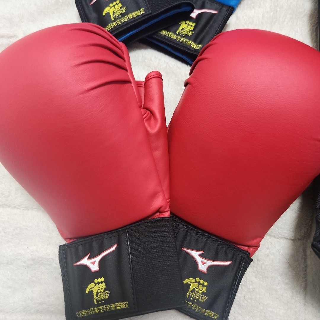 MIZUNO - 美品※空手 拳サポーター セット Sサイズの通販 by k's shop