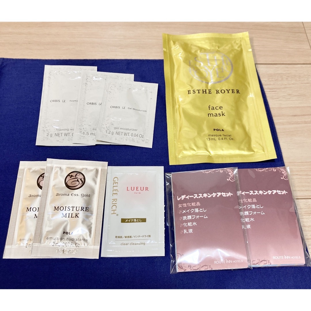 InnerSignal（Otsuka Pharmaceutical）(インナーシグナル)の【おまけ付き】 化粧品　マスク　リップ　ファンデ 他 合計 65点　まとめ売り コスメ/美容のキット/セット(サンプル/トライアルキット)の商品写真