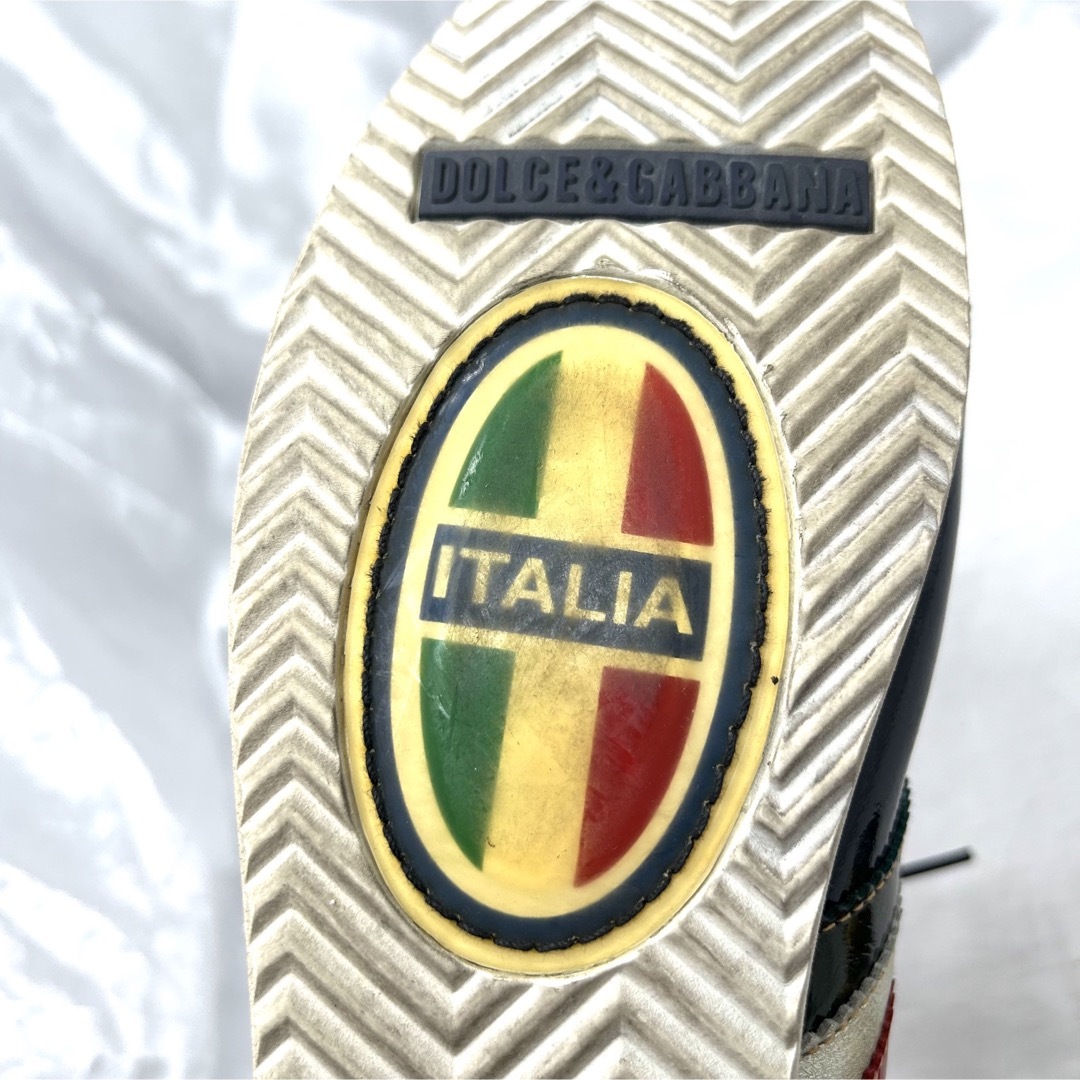 DOLCE&GABBANA(ドルチェアンドガッバーナ)の【ITALIA】ドルチェアンドガッバーナ　エナメルスニーカー　イタリア　サッカー メンズの靴/シューズ(スニーカー)の商品写真