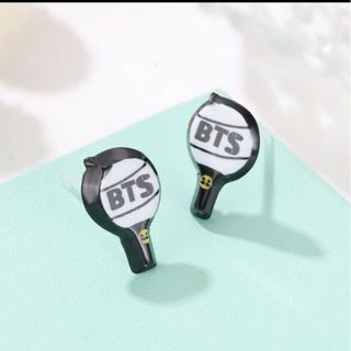 ボウダンショウネンダン(防弾少年団(BTS))の💜BTS アミボムピアス💜防弾少年団 バンタン テテ ジミン グク ジン(ピアス)