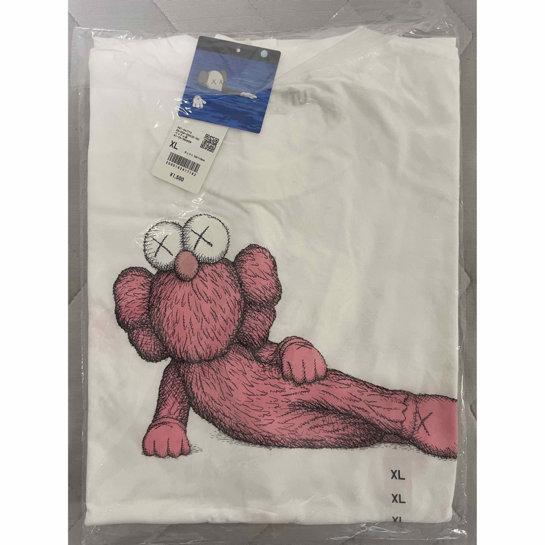 UNIQLO(ユニクロ)のUNIQLOユニクロ カウズ UT グラフィックTシャツ WHITE XL 新品 メンズのトップス(Tシャツ/カットソー(半袖/袖なし))の商品写真