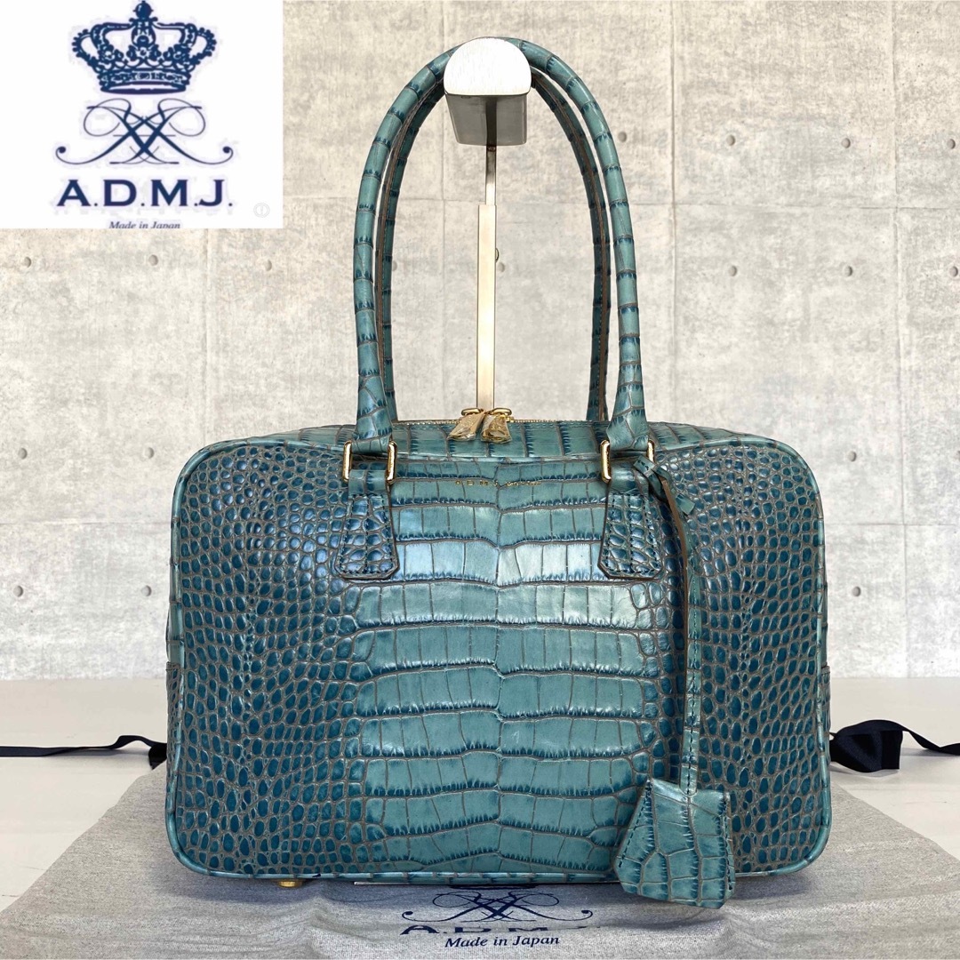 未使用級】A.D.M.J クロコ型押し サックスブルー スクエアボストンバッグ-