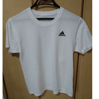 アディダス(adidas)のアディダス　Tシャツ(Tシャツ/カットソー(半袖/袖なし))