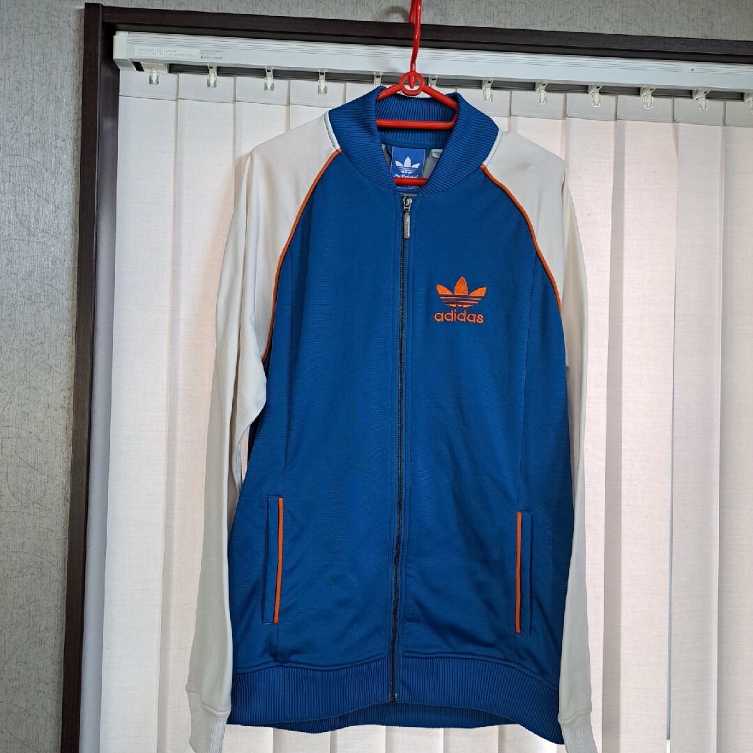 adidas(アディダス)のアディダス SUPERSTARTTトラックジャケット メンズのジャケット/アウター(ブルゾン)の商品写真