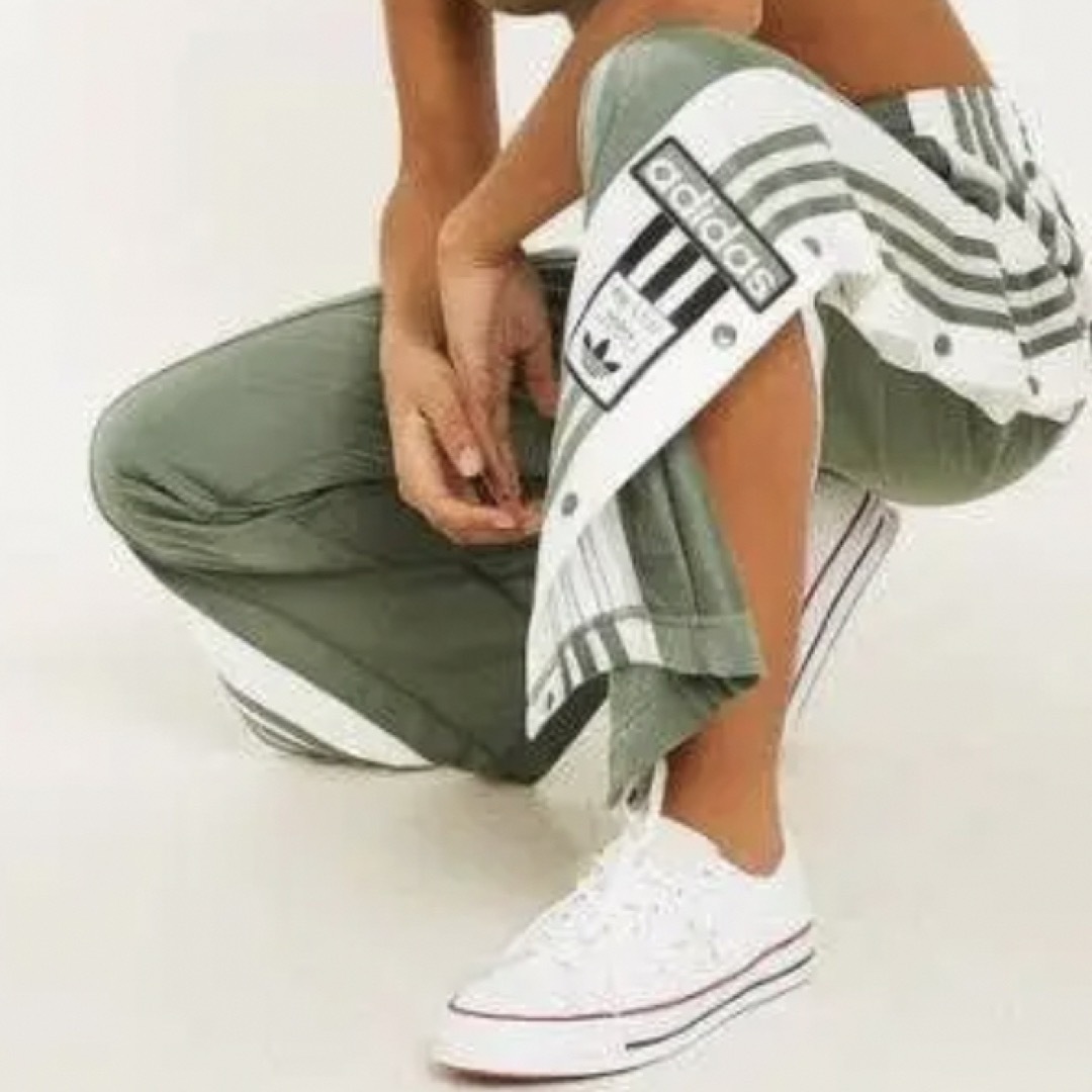 adidas - adidas パンツ サイドボタンの通販 by 即購入歓迎 adidas - adidas パンツ サイドボタンの通販 by 即購入歓迎