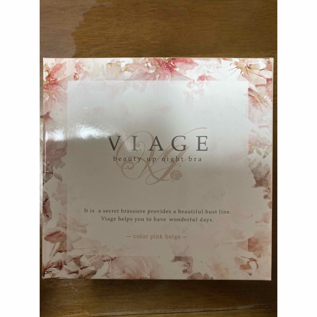 VIAGE   みぽ様専用 ナイトブラ viage M ピンクベージュの通販 by