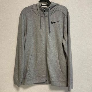 ナイキ(NIKE)の【新品】ナイキNIKE 長袖パーカー　秋冬　メンズ　Mサイズ　グレー(パーカー)