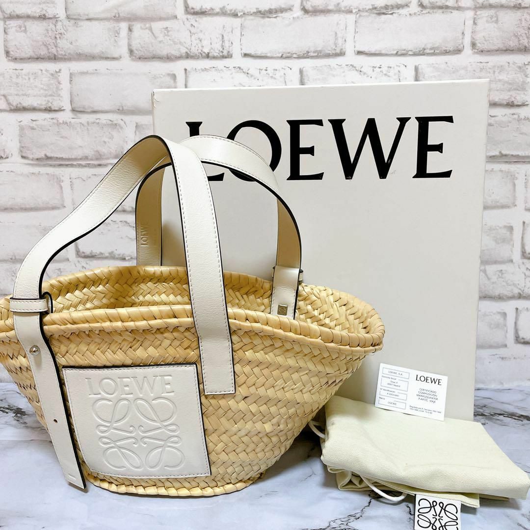 LOEWE ロエベ　かごバッグ　Small basket bag ホワイト