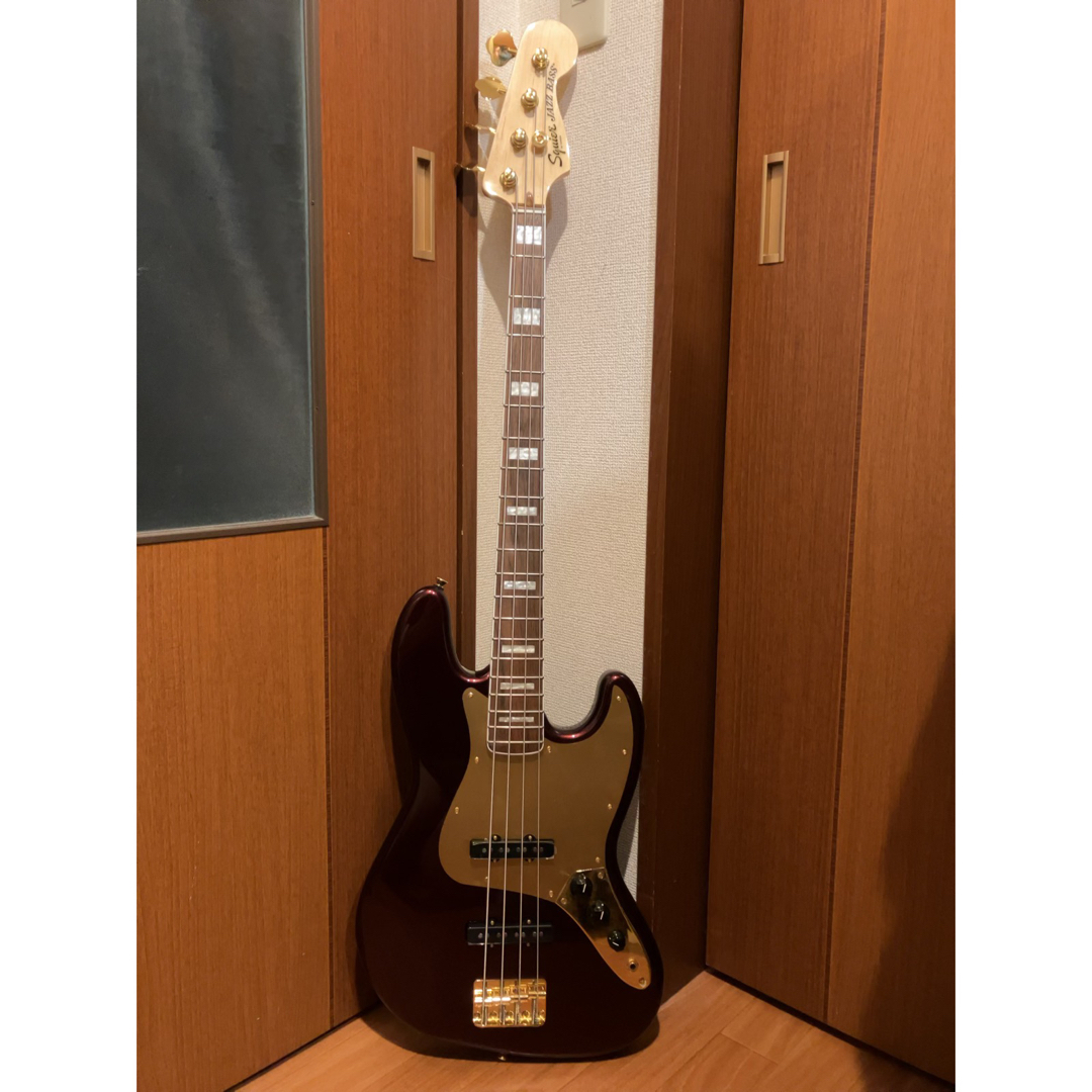 SQUIER - Squier by Fender 40周年記念モデル Jazz Bassの通販 by