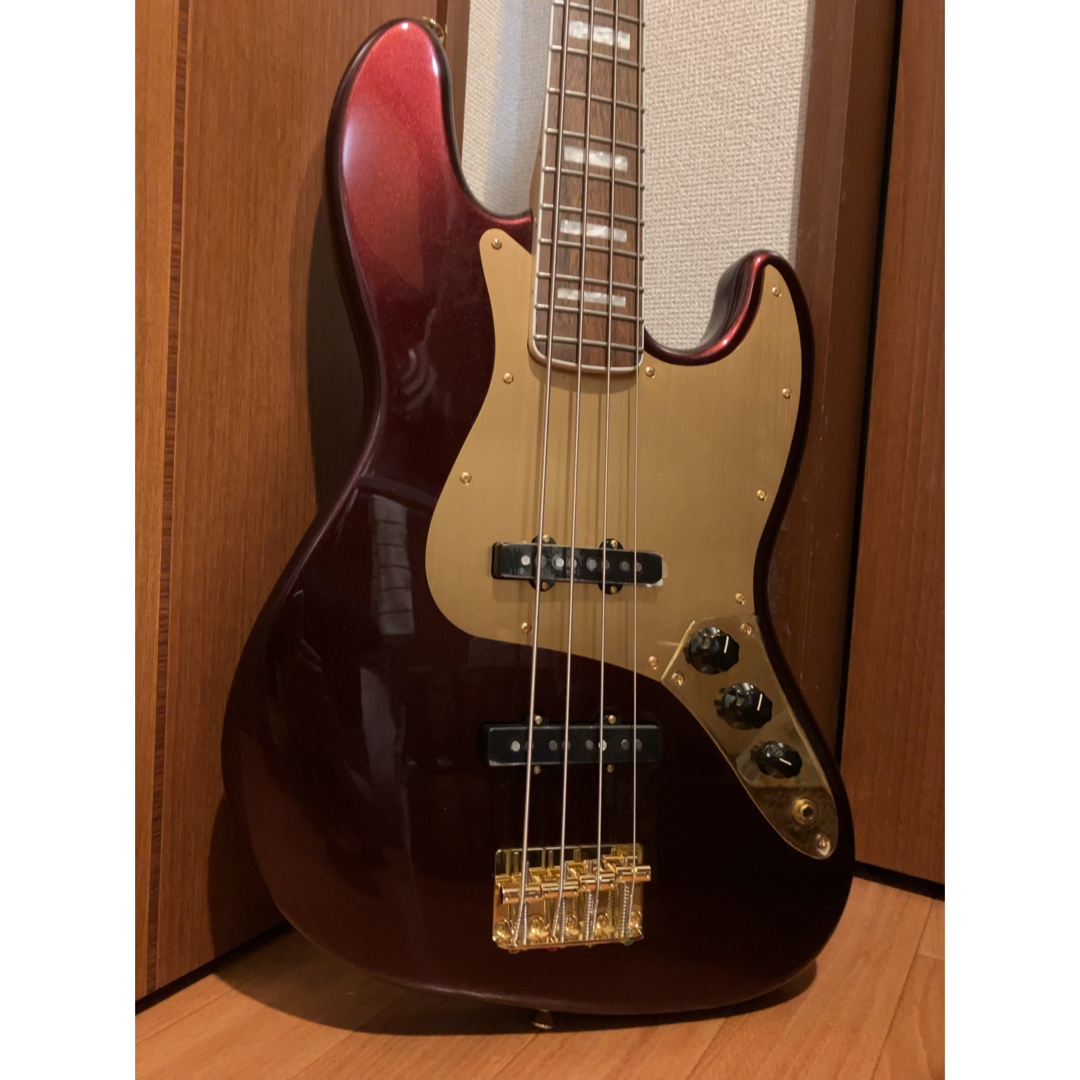 SQUIER(スクワイア)のSquier by Fender 40周年記念モデル Jazz Bass 楽器のベース(エレキベース)の商品写真