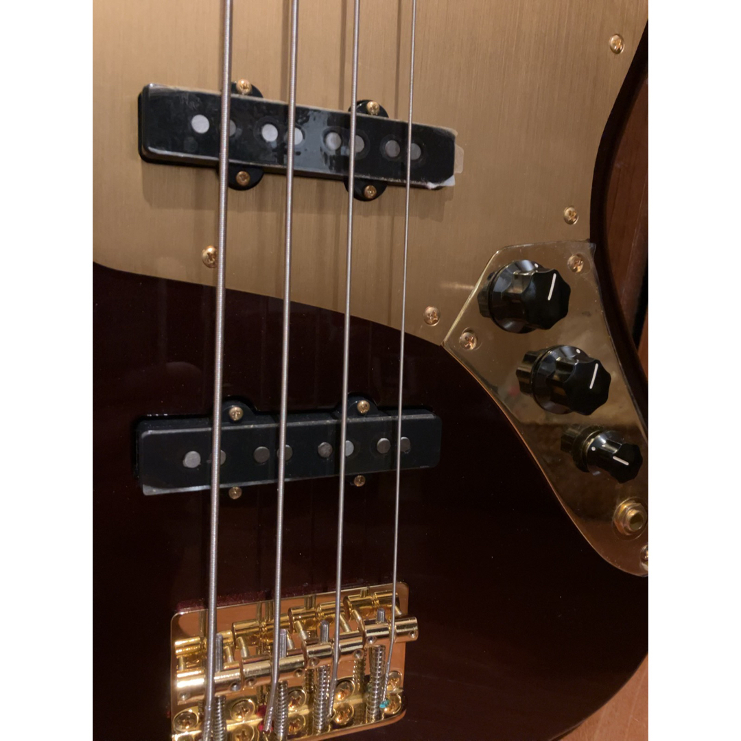 SQUIER(スクワイア)のSquier by Fender 40周年記念モデル Jazz Bass 楽器のベース(エレキベース)の商品写真