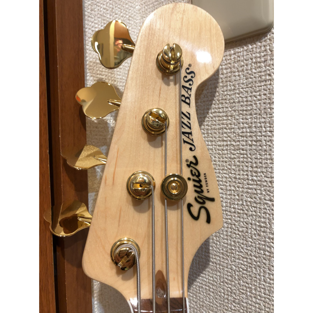 SQUIER(スクワイア)のSquier by Fender 40周年記念モデル Jazz Bass 楽器のベース(エレキベース)の商品写真