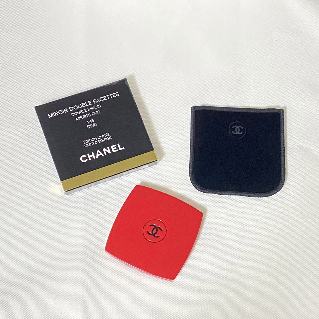 CHANEL   シャネル　ミラー　143 ディヴァ