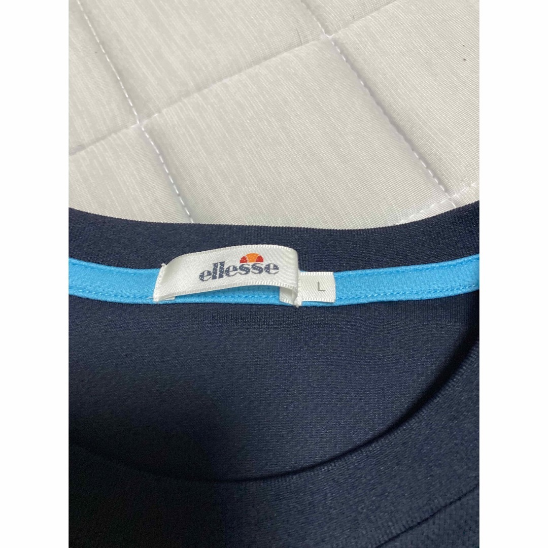 ellesse(エレッセ)のellesse エレッセ テニスウェア半袖 Lサイズ スポーツ/アウトドアのテニス(ウェア)の商品写真