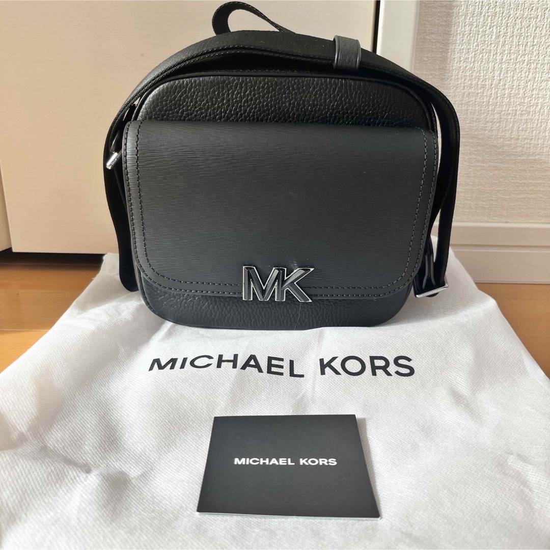 Michael Kors(マイケルコース)のマイケルコース☆スクエアメッセンジャーバッグ メンズのバッグ(ショルダーバッグ)の商品写真