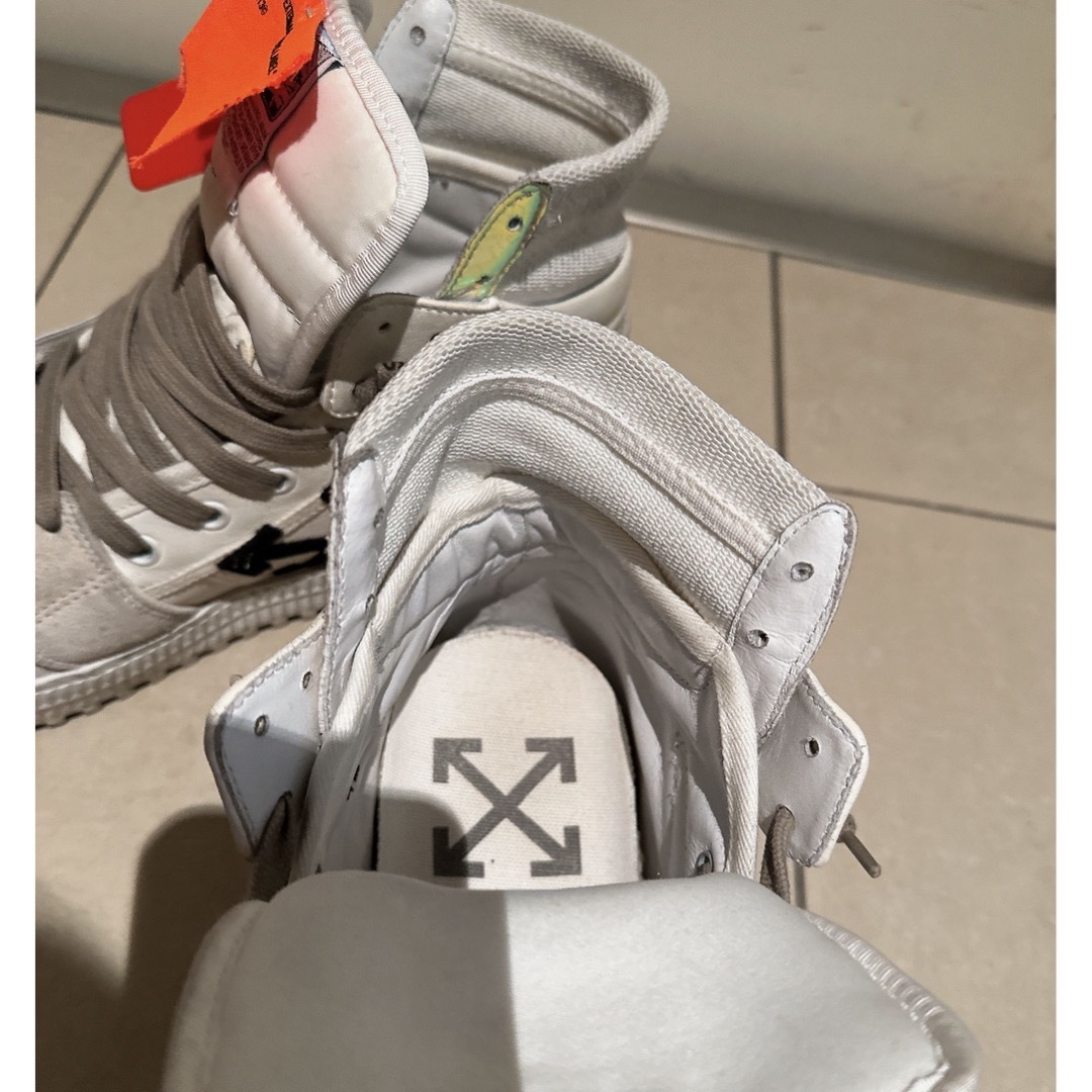 Off-White - オフホワイト スニーカーの通販 by toto|オフ Off-White - オフホワイト スニーカーの通販 by toto|オフ