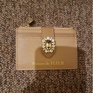 Maison de FLEUR - メゾンドフルールパスケース