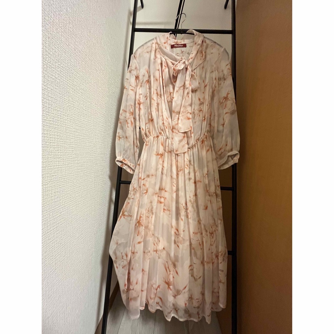 MaxMara 花柄ワンピースひざ丈ワンピース