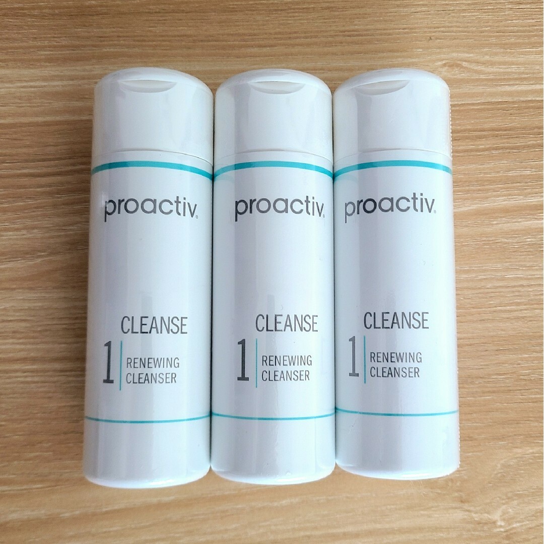 proactiv(プロアクティブ)のプロアクティブ　リニューイング クレンザー 　R薬用洗顔料　3本セット コスメ/美容のスキンケア/基礎化粧品(洗顔料)の商品写真