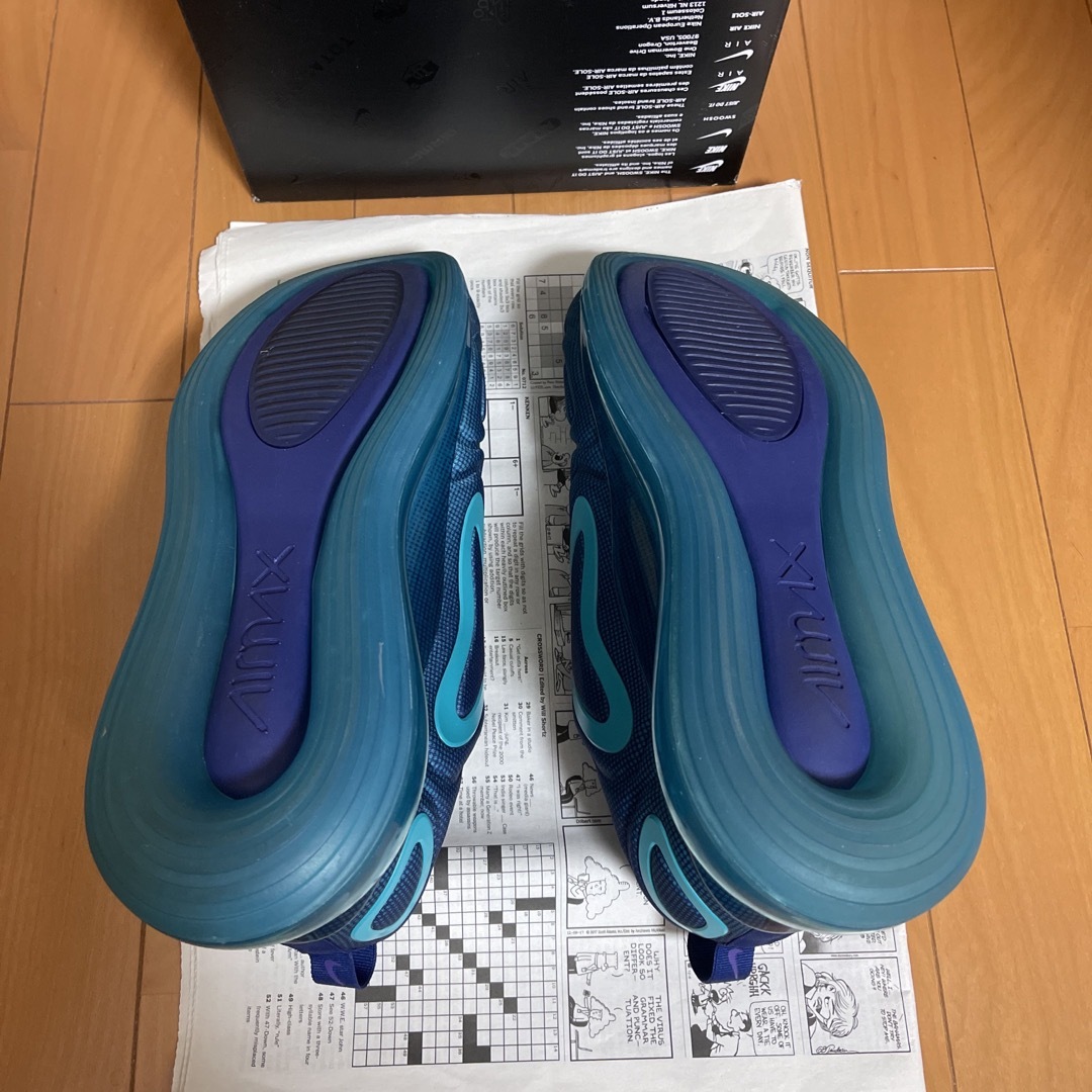 NIKE(ナイキ)のNIKE AIR MAX 720 US10（28cm）USED（美中古） メンズの靴/シューズ(スニーカー)の商品写真