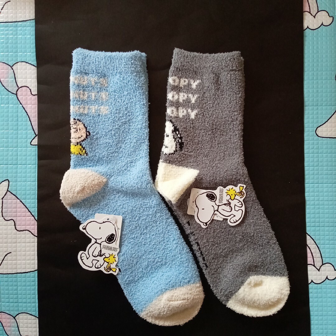 Bleu Bleuet(ブルーブルーエ)の☃❄SNOOPYのもこもこソックス、2足セット。【新品】 レディースのレッグウェア(ソックス)の商品写真