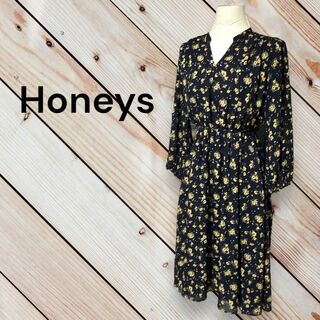 ハニーズ(HONEYS)の【Honeys】◎涼しい　黄花柄ダークネイビー　ロングワンピース　M(ひざ丈ワンピース)