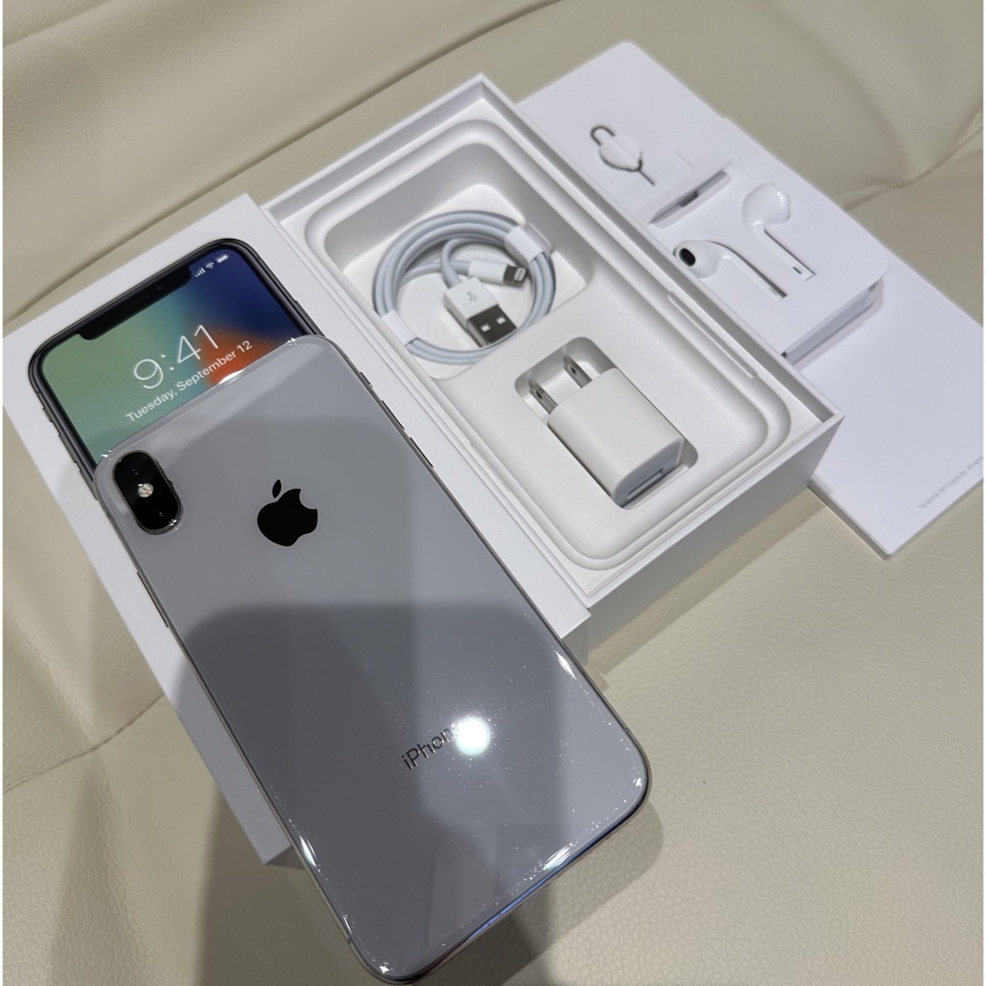 iPhone X Silver 256 GB SIMフリー