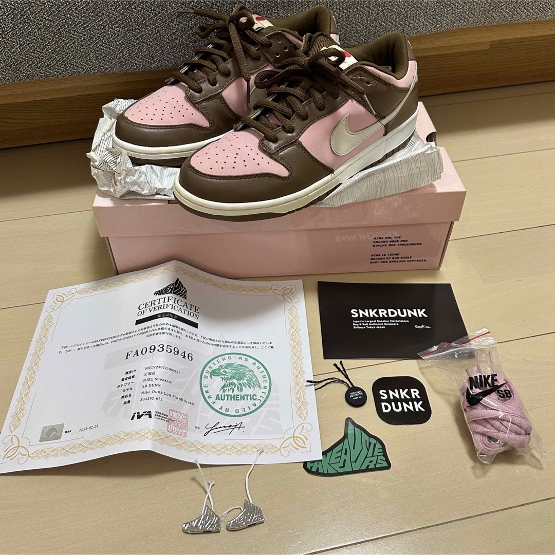 NIKE - SB Dunk Low Stussyの通販 by とうたん's shop｜ナイキならラクマ