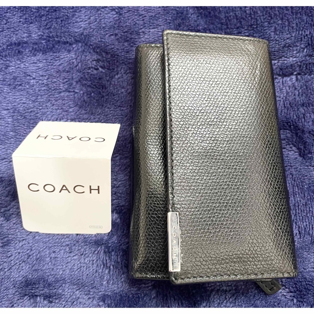 未使用美品COACHチャーム付きピンクゴールド本革サンダル