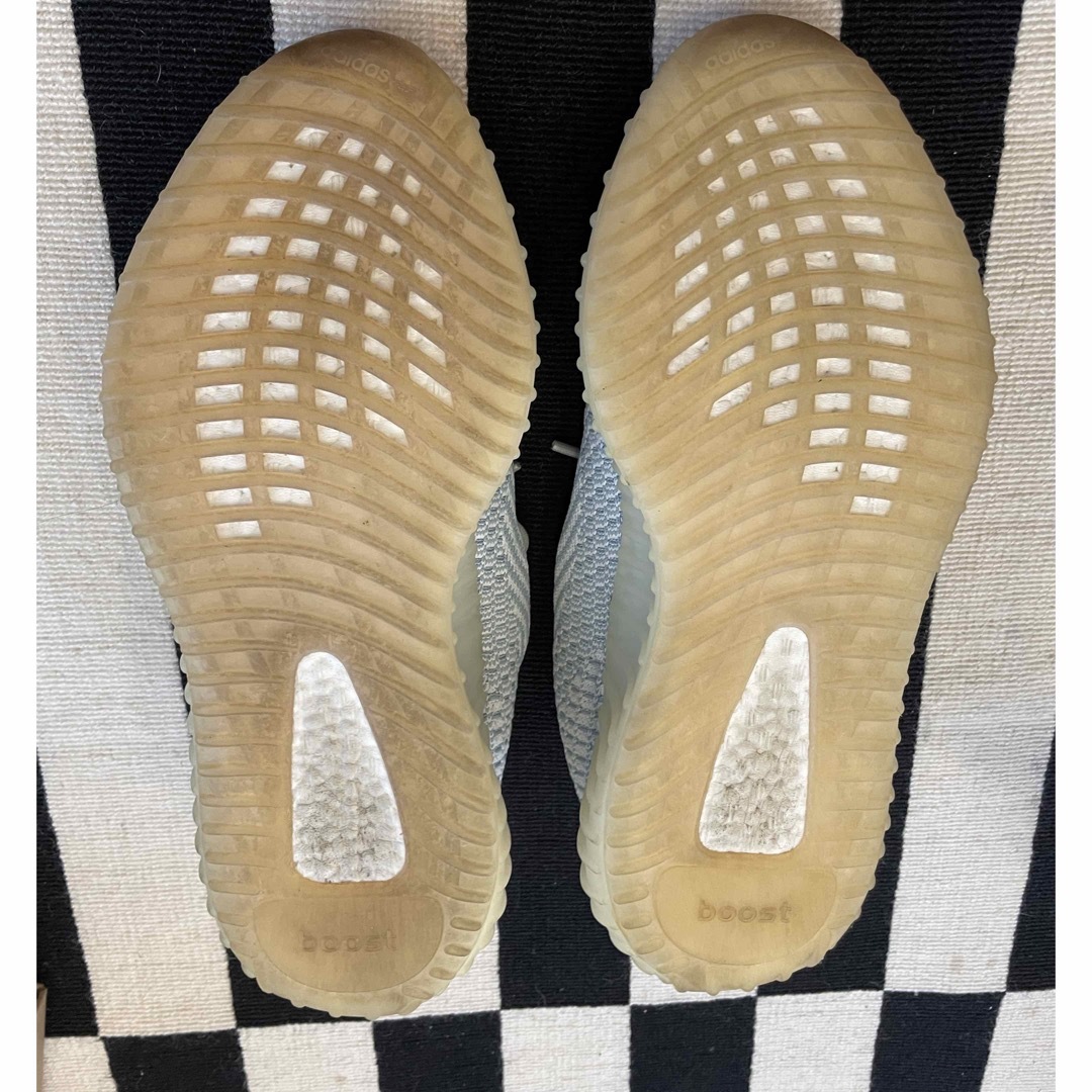 YEEZY BOOST 350 V2 サプライヤーカラー