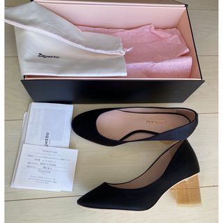 レペット(repetto)の新品未使用レペット Repetto 黒パンプス デザインヒール 切り返しヒール(ハイヒール/パンプス)