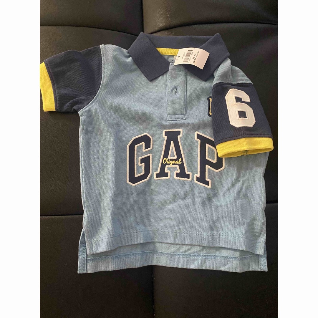 GAP(ギャップ)のGAP ギャップ　ポロシャツ　80  12-18month  タグ付き　未使用 キッズ/ベビー/マタニティのベビー服(~85cm)(Ｔシャツ)の商品写真