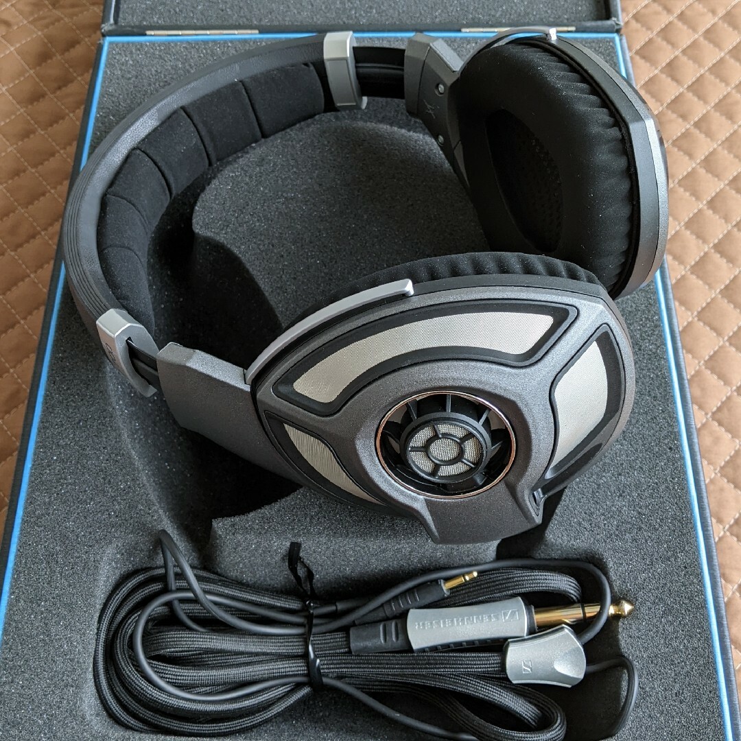 Sennheiser HD700 ヘッドホンスマホ/家電/カメラ