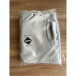 F.C.R.B. - FCRB TECH SWEAT TRAINING HOODIE ライトグレー Xの通販 by