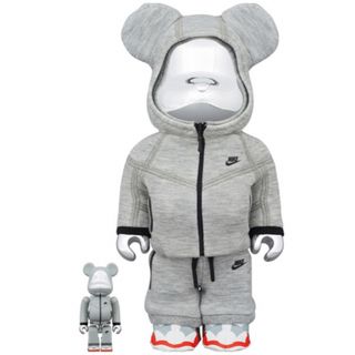 ナイキ(NIKE)のBE@RBRICK NIKE TECH FLEECE N98 100％&400％(その他)