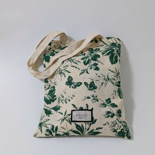 グッチ(Gucci)の新品未使用！ グッチ トートバッグ  ノベルティ　グリーン(トートバッグ)