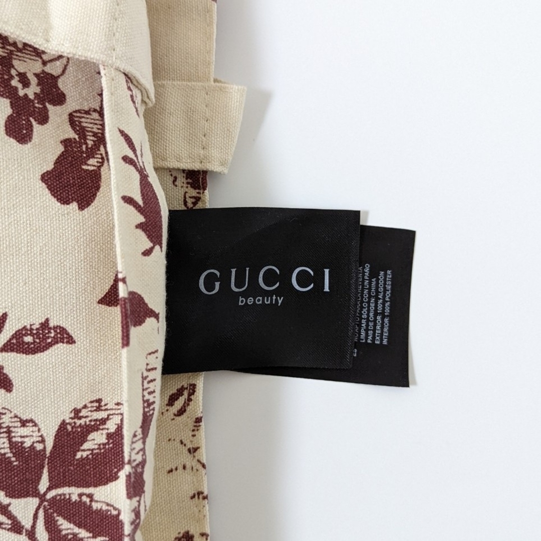 Gucci(グッチ)の新品未使用 グッチ トートバッグ  ノベルティ　レッド レディースのバッグ(トートバッグ)の商品写真