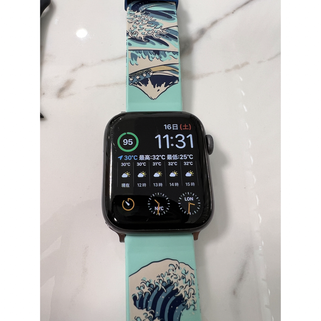 Apple Watch 4 GPSモデル　44mm最大容量77%