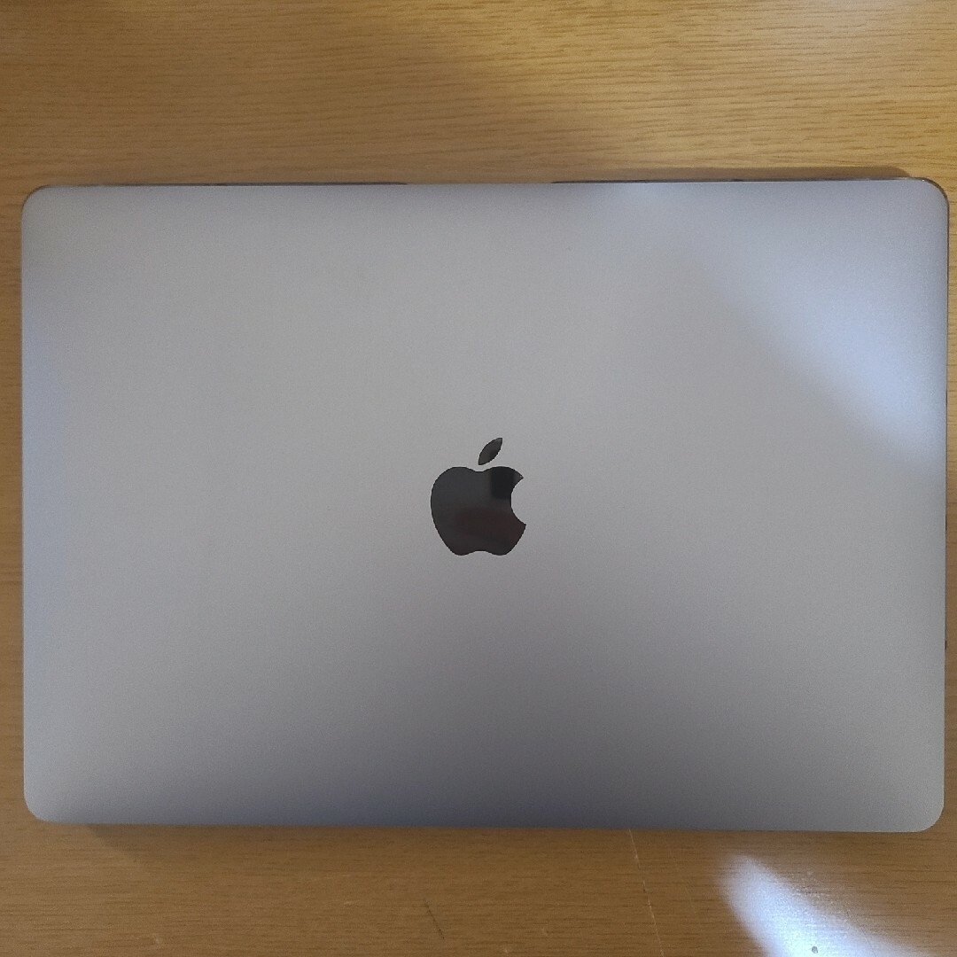 MacBook pro 2016 13インチ スペースグレー