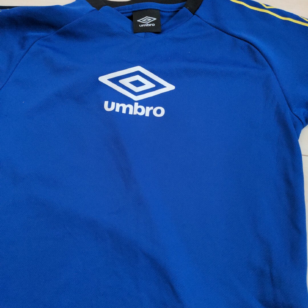 UMBRO(アンブロ)のumbro　adidasサッカーウェア140cm スポーツ/アウトドアのサッカー/フットサル(その他)の商品写真