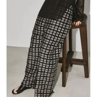 トゥデイフル(TODAYFUL)のtodayful  Geometric Jacquard Trousers(カジュアルパンツ)