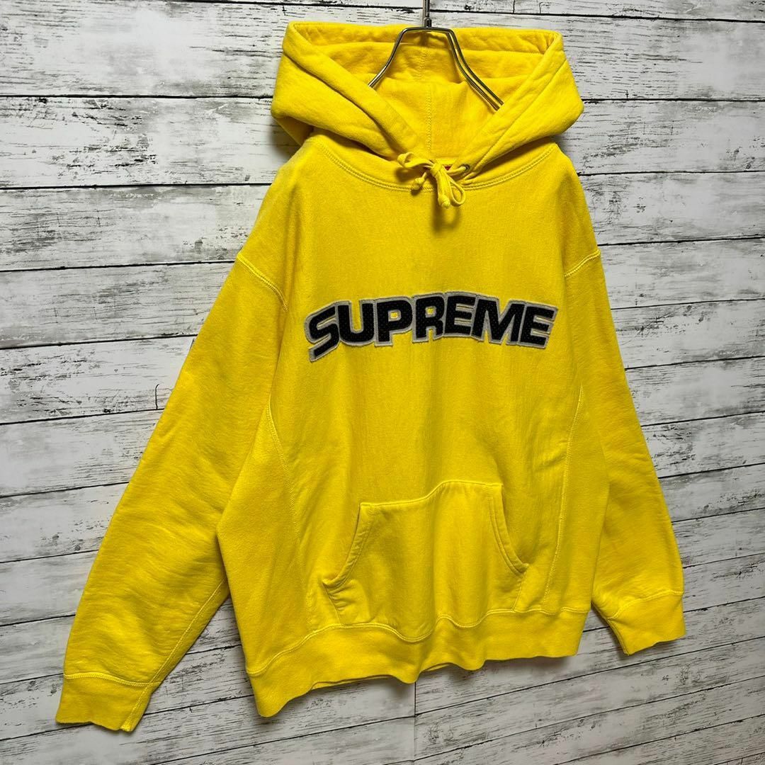 【 美品 】 希少Lサイズ supreme 大人気パーカー