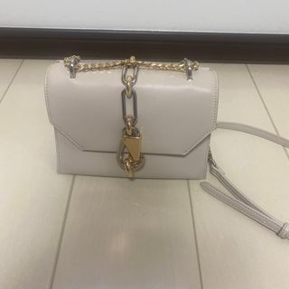 チャールズアンドキース(Charles and Keith)のCHARLES&KEITH(ショルダーバッグ)