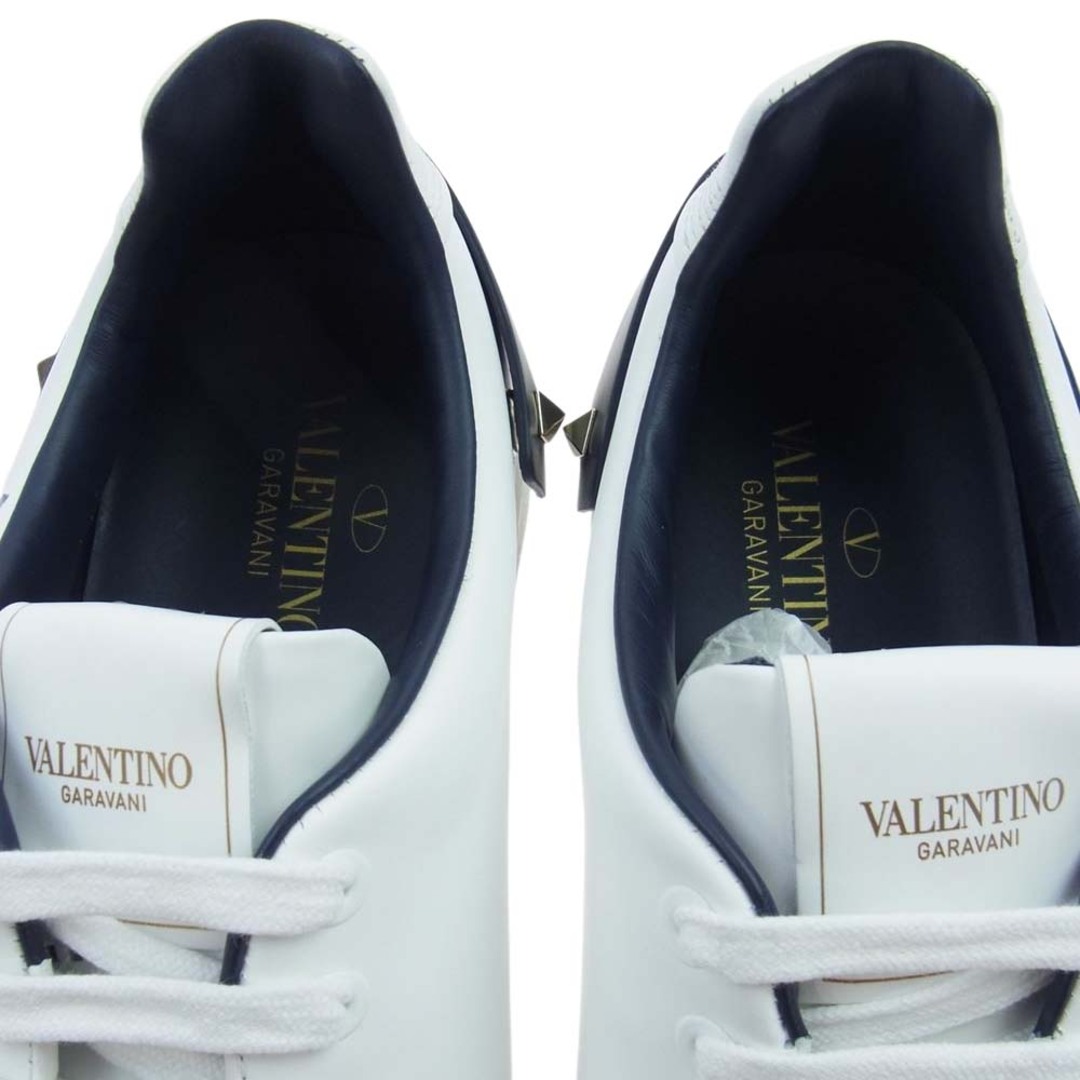 新品未使用　ヴァレンティノ　スタッズ　スニーカー　VALENTINO